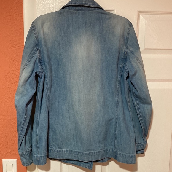 Liz Claiborne  original Liz  Wear Jean jacket.    Perfect. Size L - Picture 6 of 7